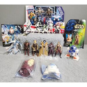 Hasbro Star Wars Figurine Assorted Lot of 25 Galactic Leia R2-D2 Plus More